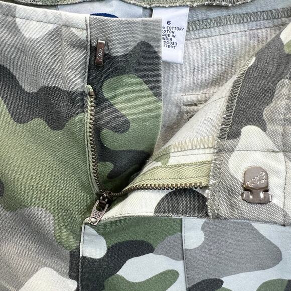 Old Navy Camo Jeans Green Womens Size 6 Green Flare Leg Low Rise Studded Denim - Picture 6 of 10